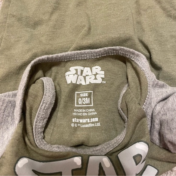 Bundle of Two Star Wars Baby Yoda Infant Clothes - Picture 9 of 10